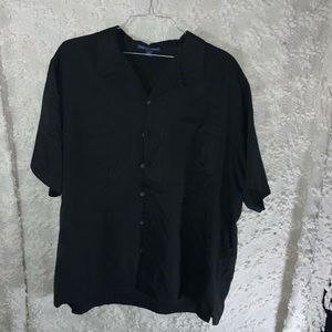 Men’s black button down shirt short sleeve